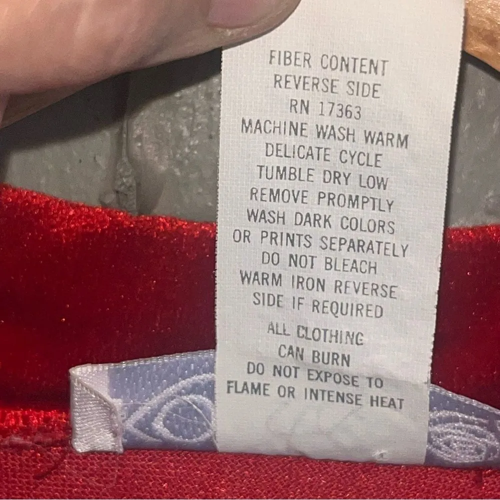 Komar Gown Red Vintage 12/14 Velvet Cottage V - Image 9