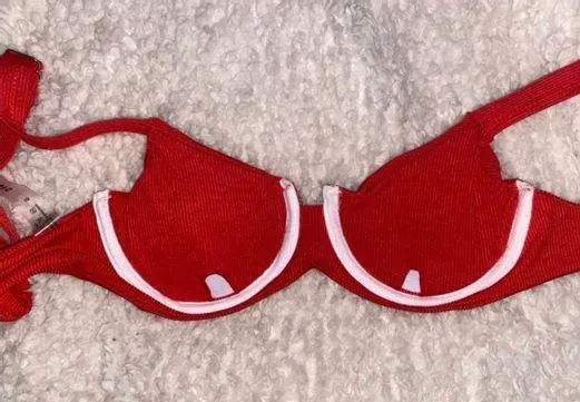 Bikini - Image 7