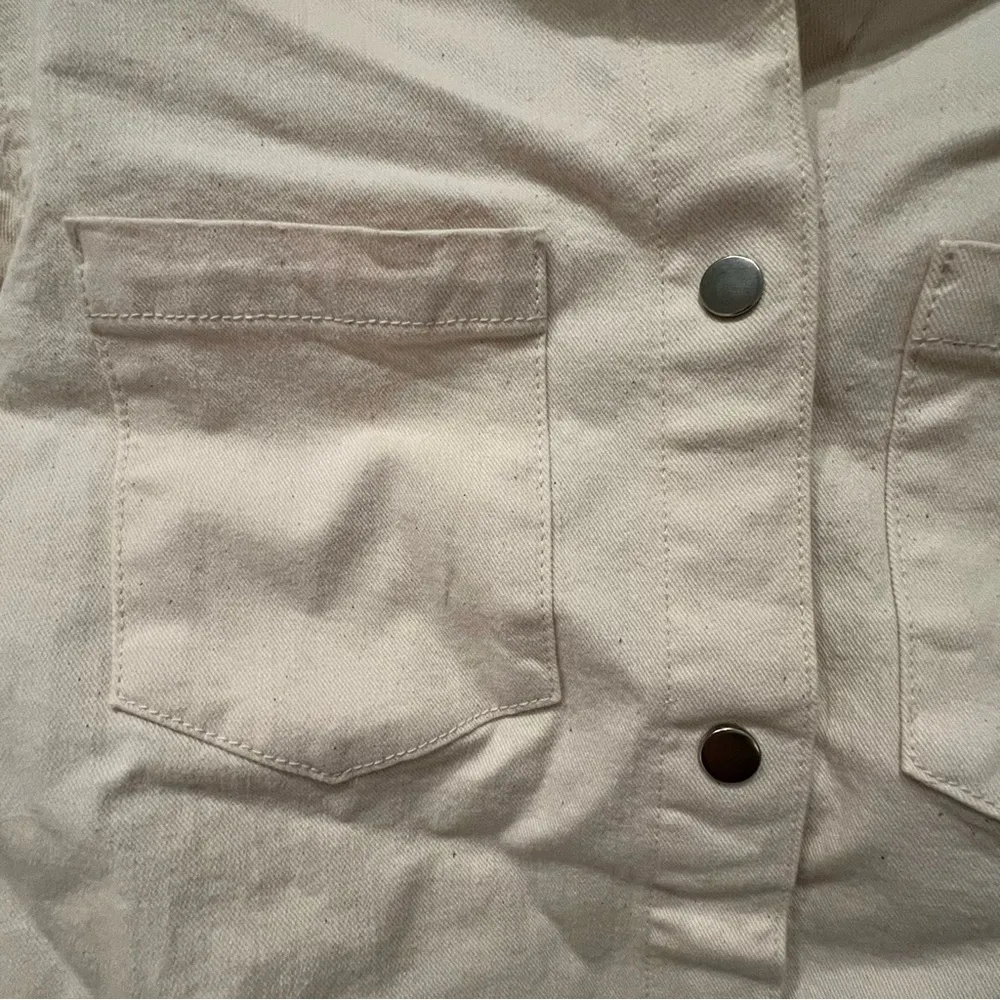 Cynthia Rowley x Midheaven Denim NWT Penelope "Natural" Shirt Jacket - Image 6