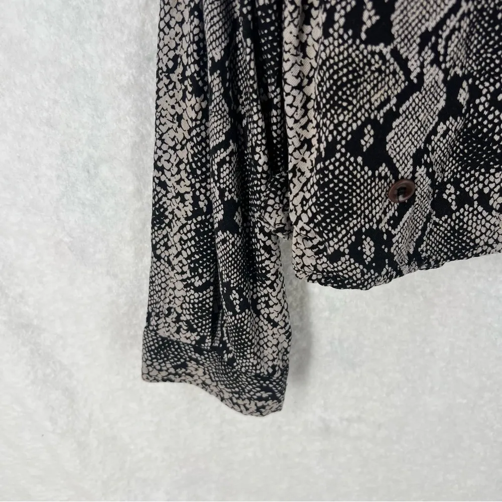 Zara Snake Print Button Front Boxy‎ Long Sleeve Button Up Top - Image 8