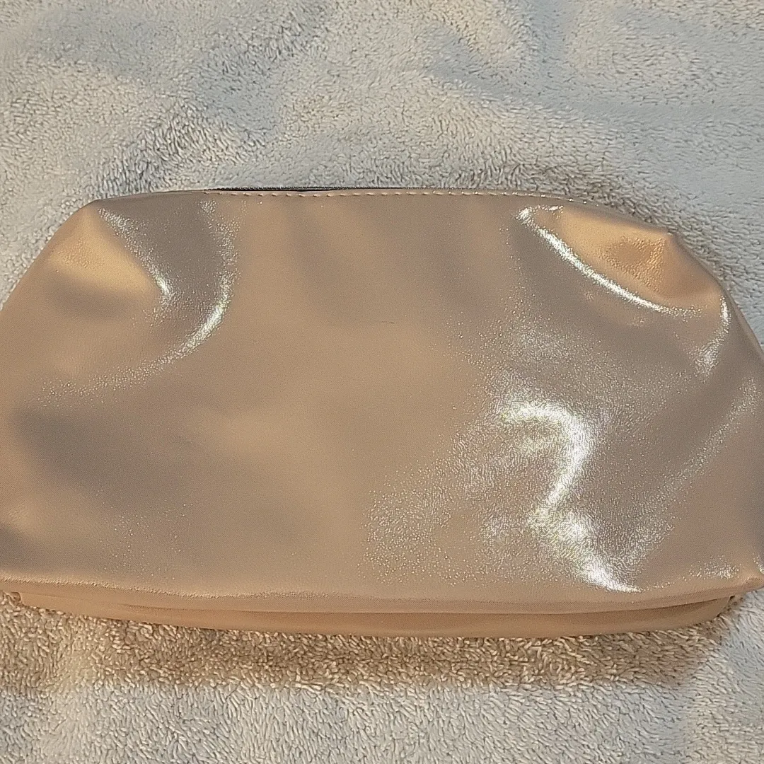 Paris Cream Cosmetic Bag - Image 2