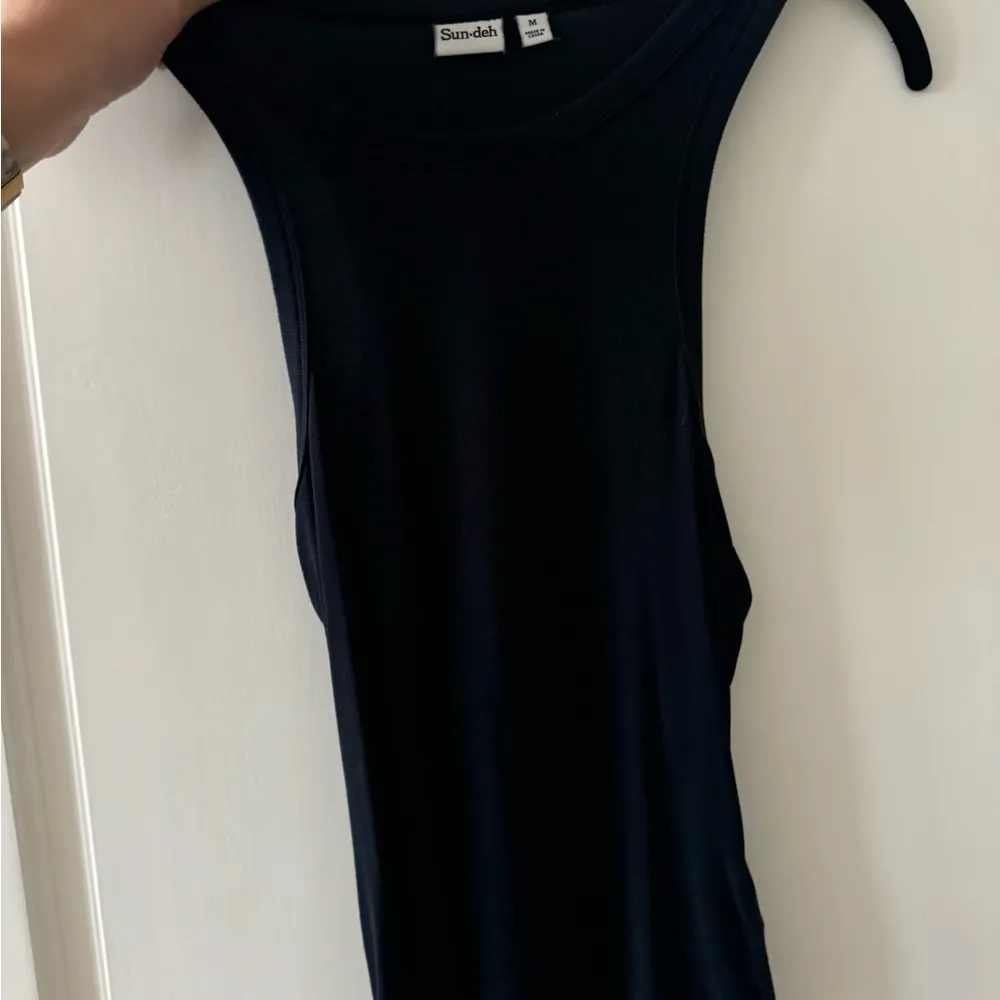 Aritzia ribbed tank​ Size M - Image 2