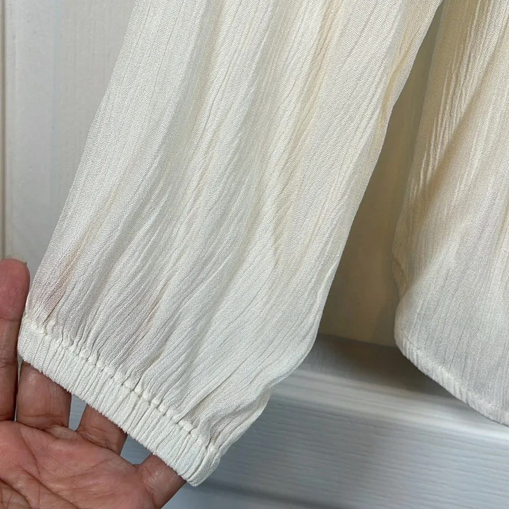 WhoWhatWear Cream Long Sleeve Lace Bohemian Peasant Blouse Size Small EUC #7322 - Image 4