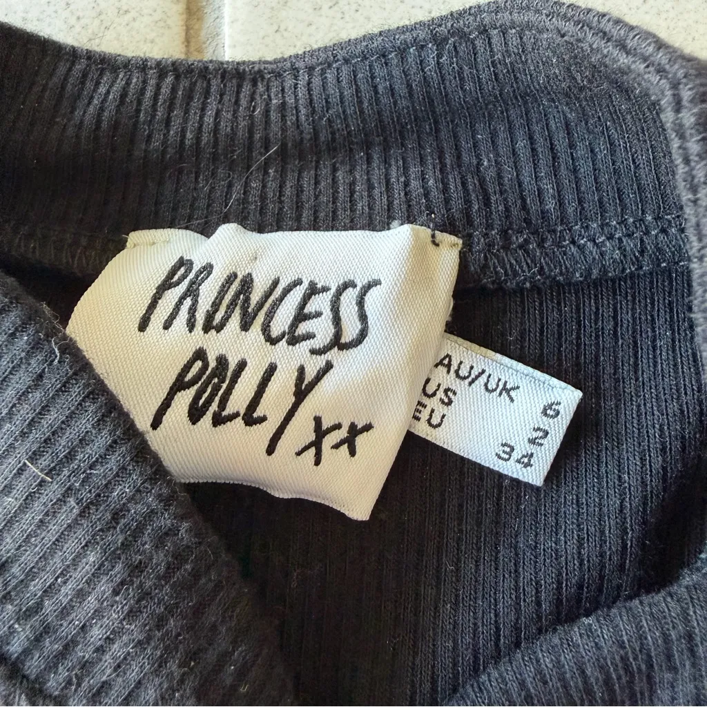 Princess Polly Black Long Sleeve crop with Keyhole cutout (Carenza Top) - Image 2