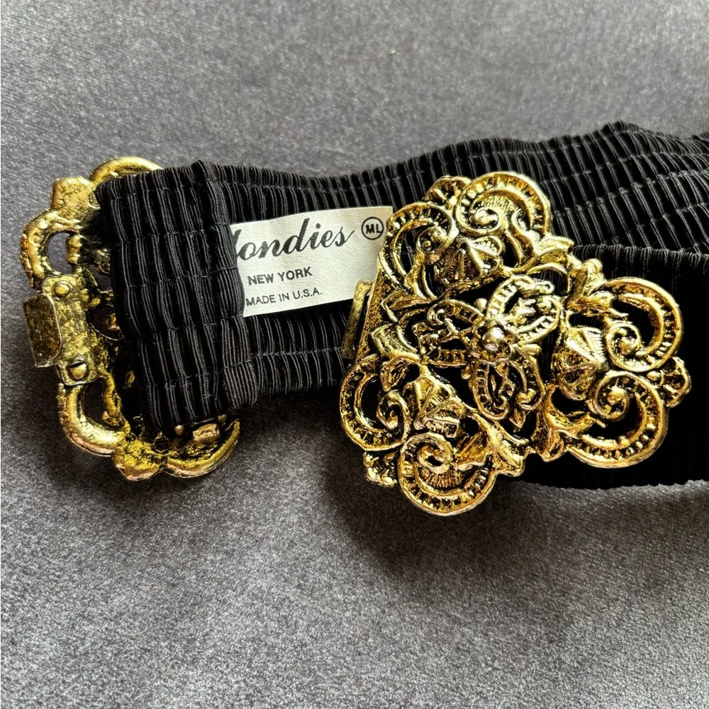 Blondie's Vintage Black and Glad Statement Stretch Belt - Image 4
