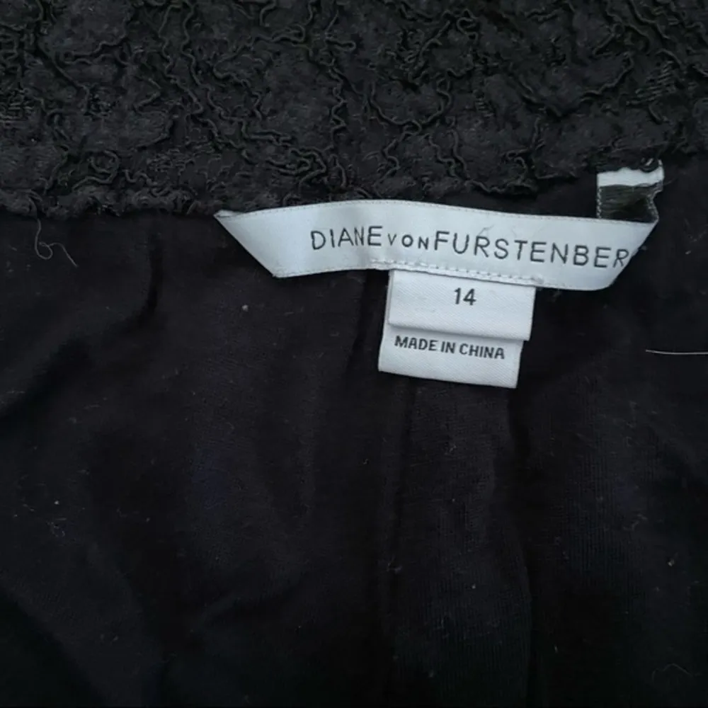 DVF Shorts Size 14 - Image 4