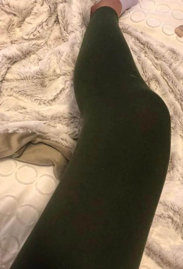 Fabletics green leggings - Image 3