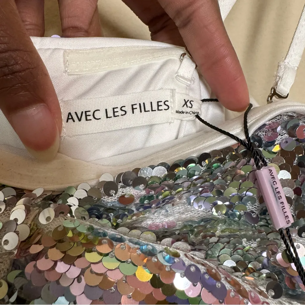 Avec Les Filles Bow Embellished Rainbow Sequin Dress - Image 3