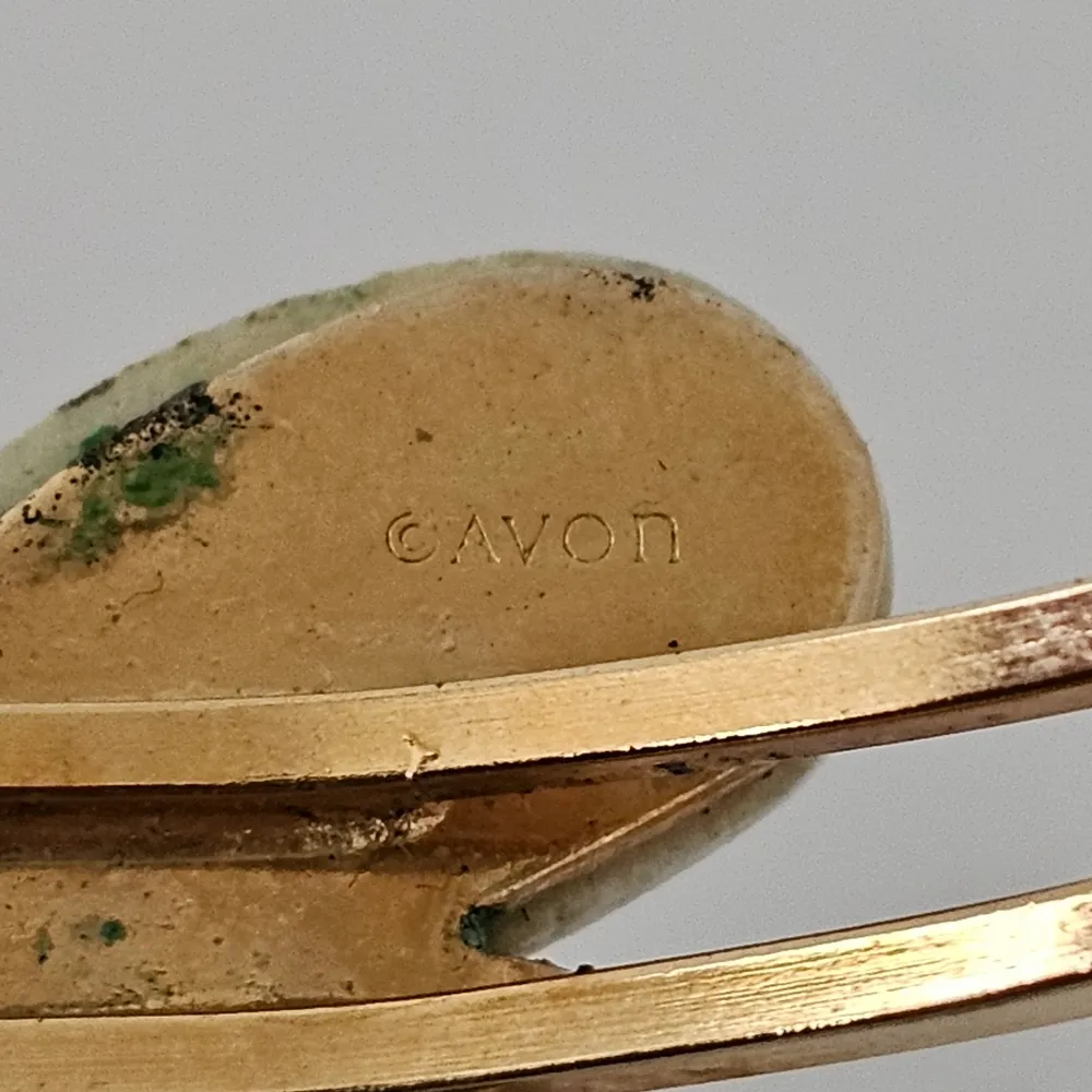 Vintage Avon 1978 Floral Ceramic Puff Butterfly Goldtone Cuff Bracelet Gold - Image 8