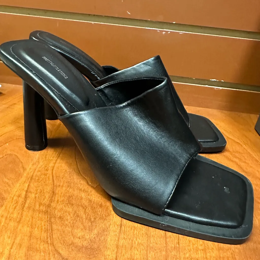 PrettyLittleThing Black Women's Mules - Image 5