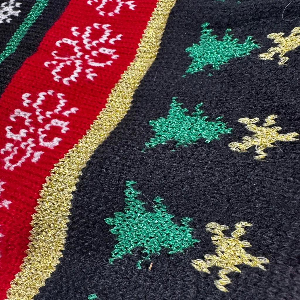 Festive Pug Christmas Sweater Black Size XL - Image 6