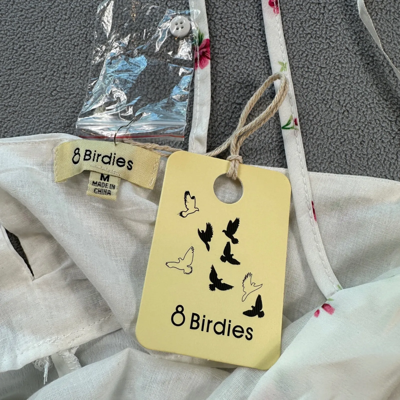 NWT 8 Birdies Australia Floral Crop Cami Tie Strap White Pink Womens M Tank Size M - Image 3