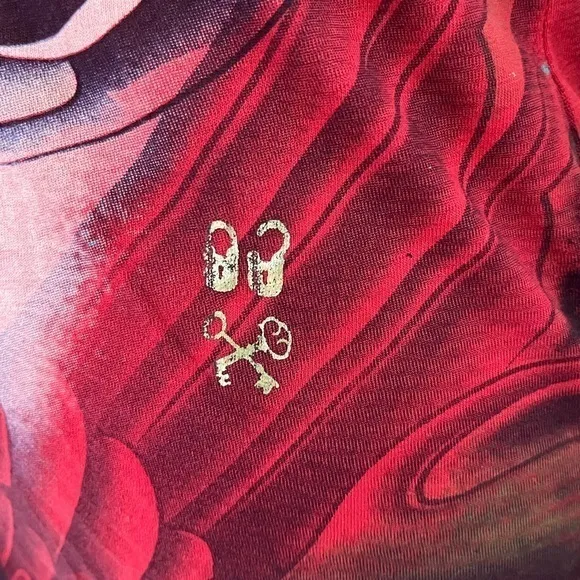 Remetee City of Angels V Neck Tee Skull Skeleton‎ Keys Roses Size… Black - Image 5