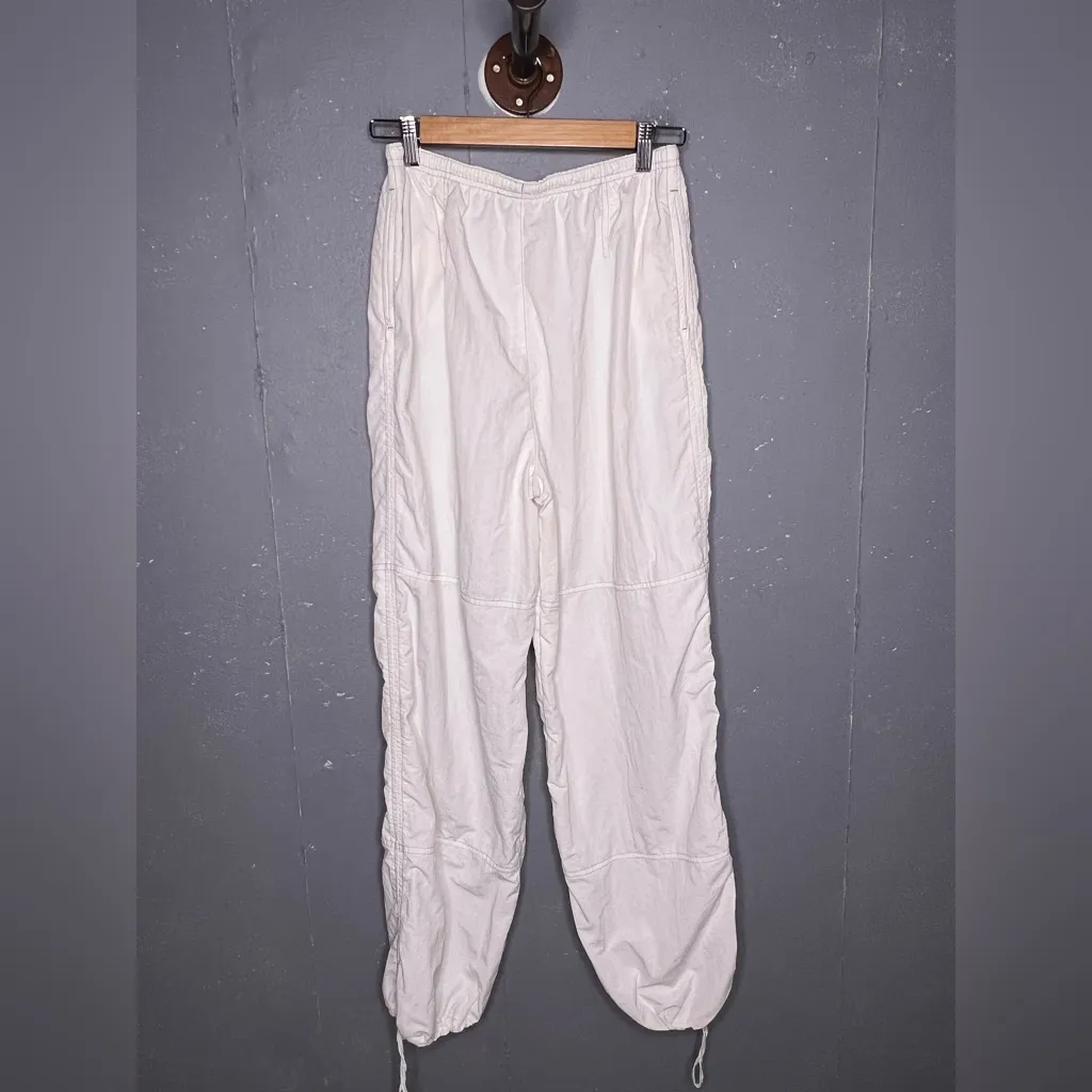 Zara White Parachute Pants with Green Stitching (XS) - Image 3