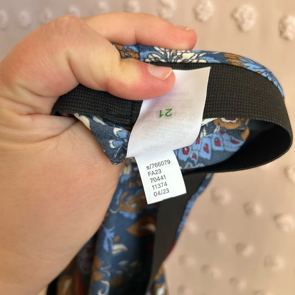 Loft Silk Like Floral Peacock Pattern Midi Skirt Sz XL - Image 5