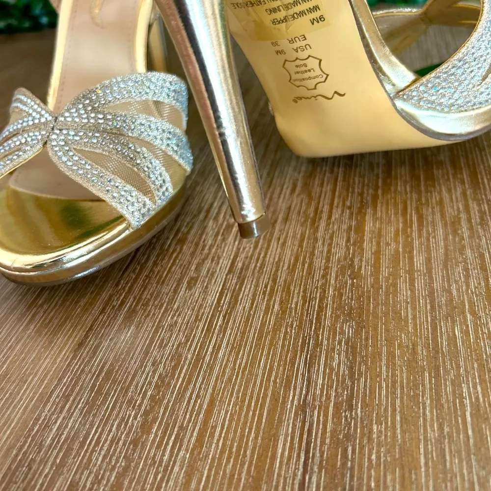 Mina Women’s Size 9 Chic Gold Heels – New with Minor Scuffs from Try-On Formal - Image 7