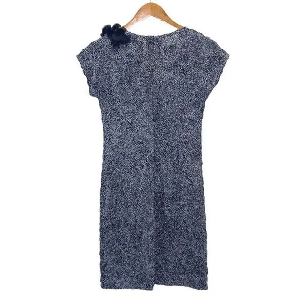 Sara Campbell Raised Rosette Crepe Dress Navy White Pattern W/Appliqué accent at Blue Size 0 - Image 4