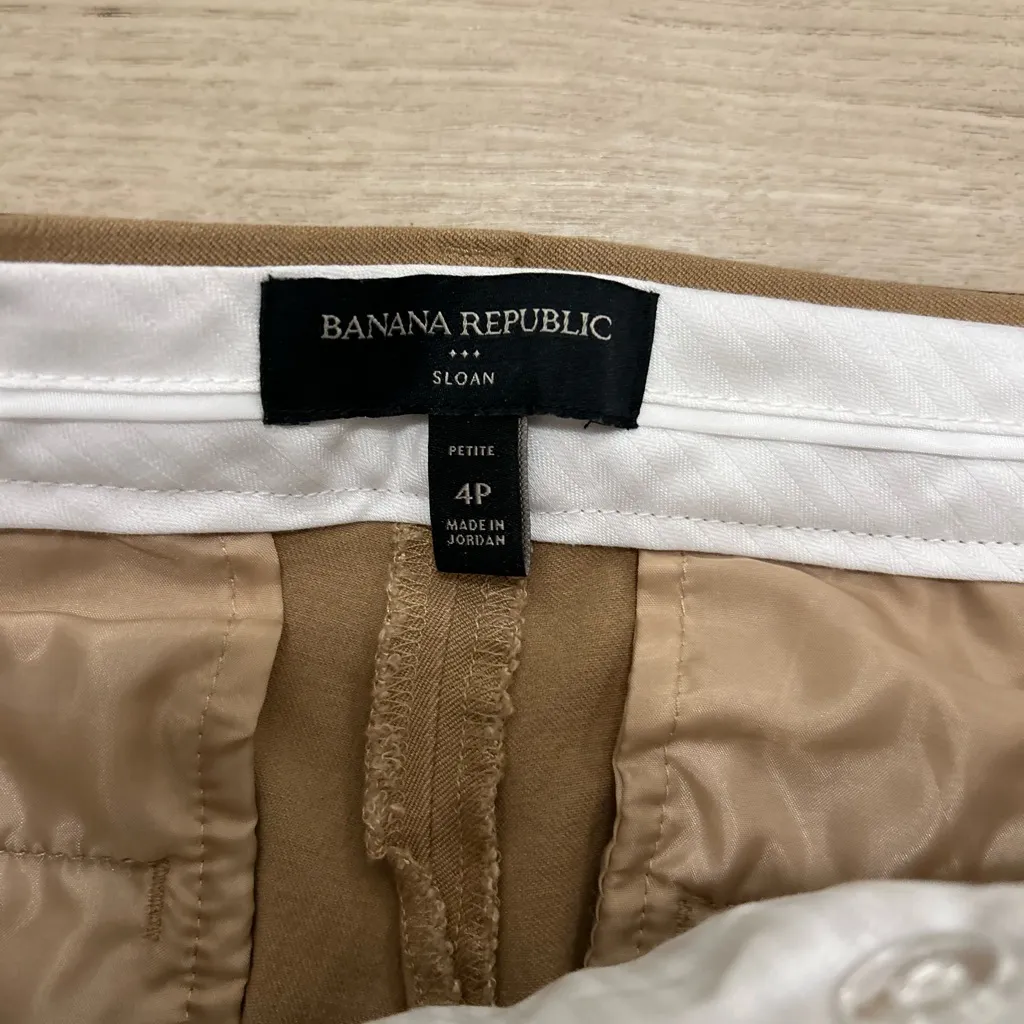 Banana Republic Beige Trousers - Image 3