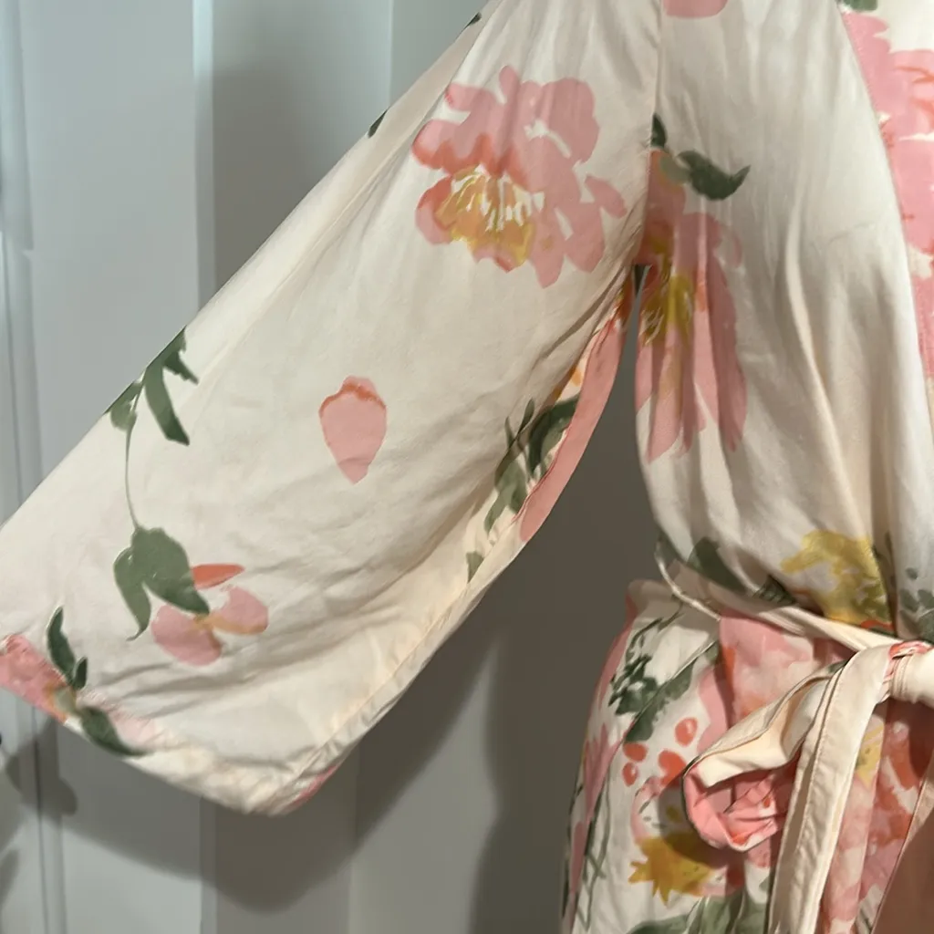 Plum Pretty Sugar floral‎ robe size small Pink - Image 7