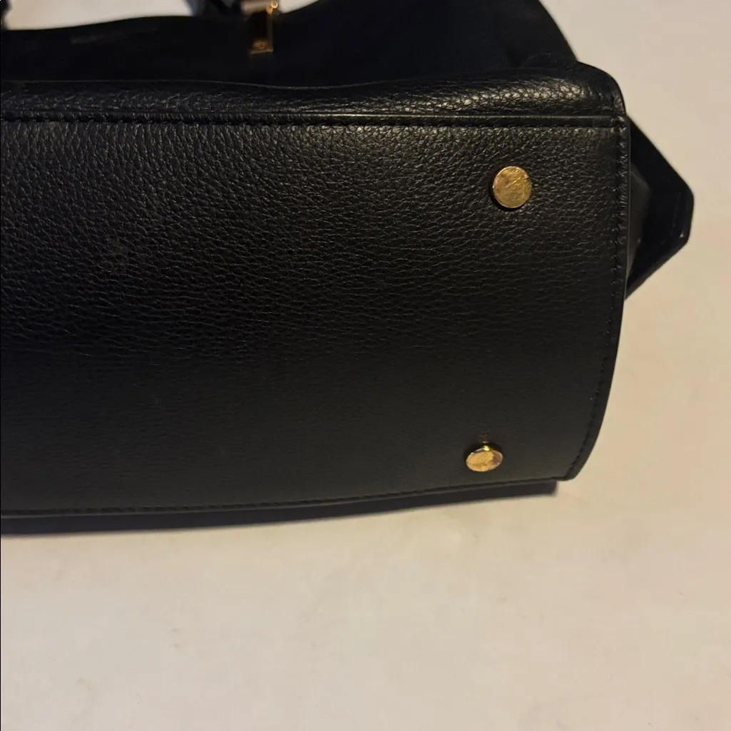 KURT GEIGER LONDON EMMA TOTE BLACK TEXTURED LEATHER HANDBAG GOLD TONED HARDWARE - Image 10