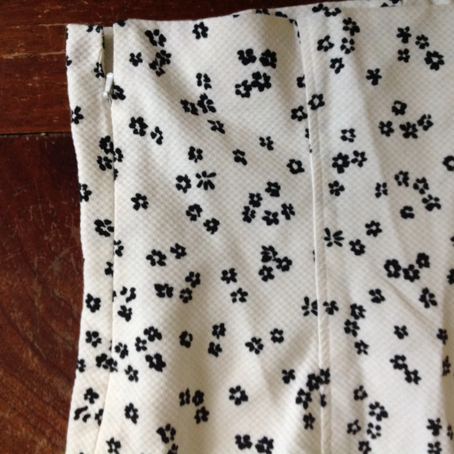 Vintage NWT Floral Pique V-Neck Top - Sz 8 - Image 5