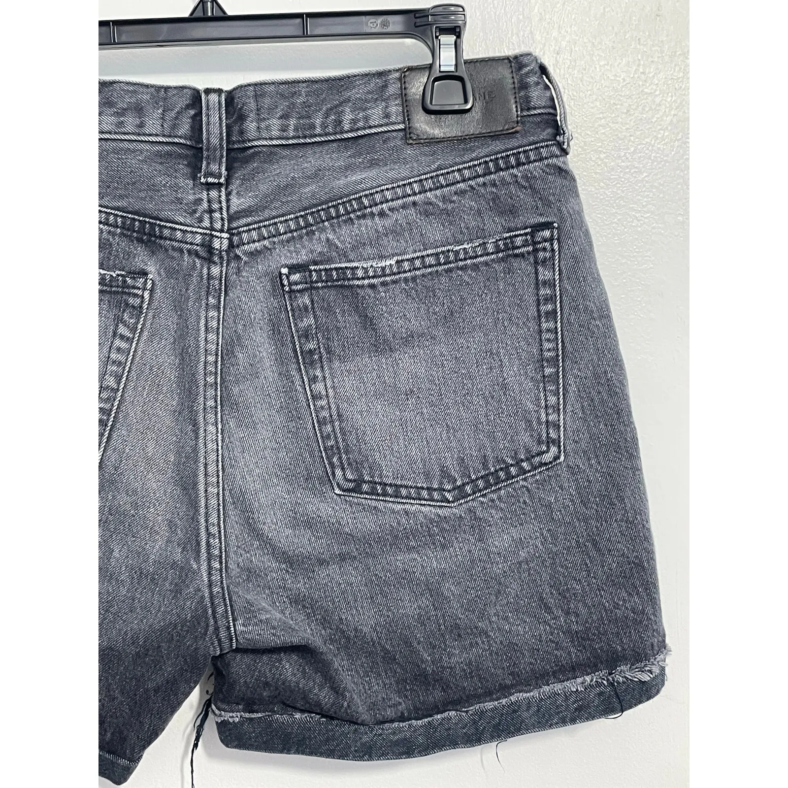 Everlane The Denim Short Size 28 Faded Black High Rise Cut Off Festival - Image 4