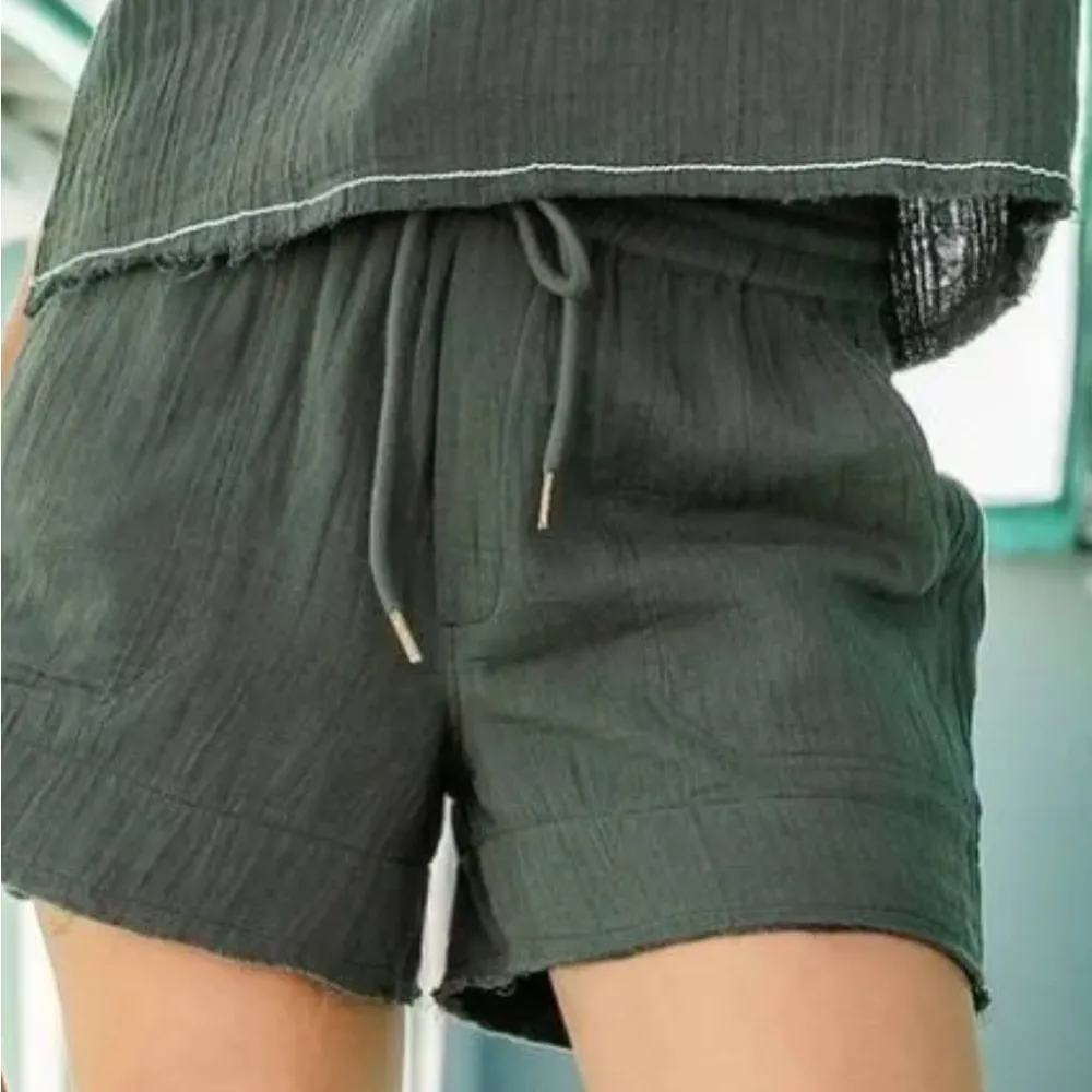 Lilla P Double Cotton Gauze Raw Hem Shorts in Mineral Green Size XS New - Image 5