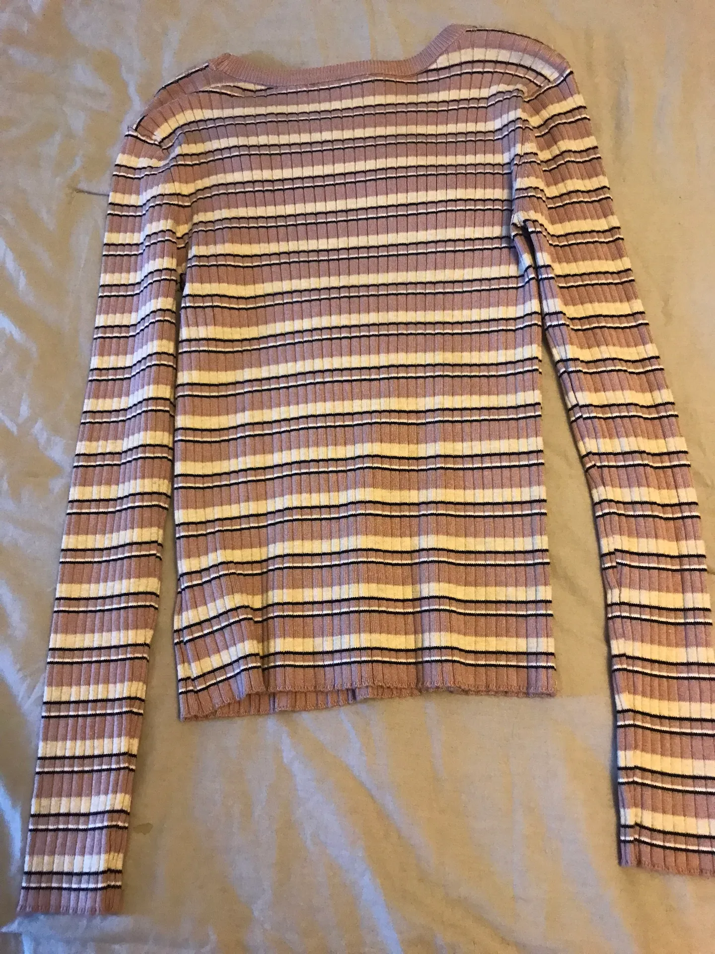 Beautiful Sweater  - Image 5