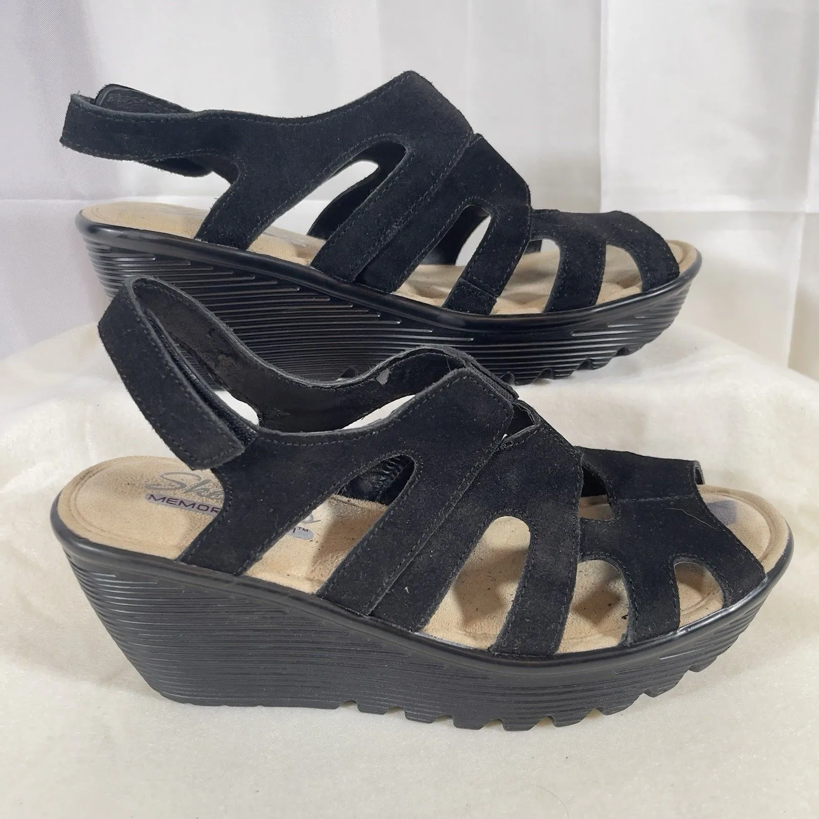 SKECHERS Slingback Wedge Sz 6 Heel Sandal Platform Chunky Black Suede Open Toe - Image 2