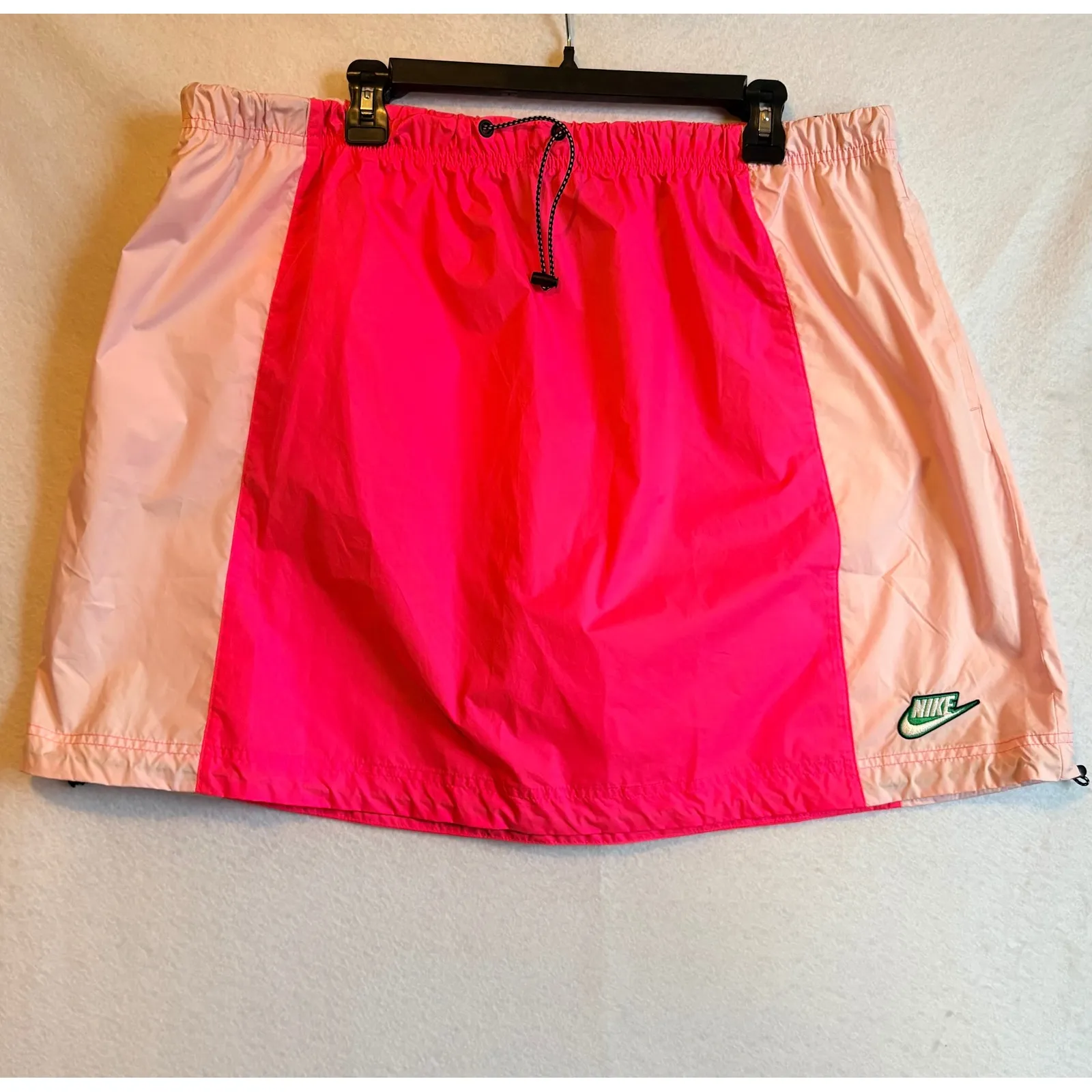 Nike Women Color Block Nylon Drawstring Skirt Pink Black XL NWT - Image 3
