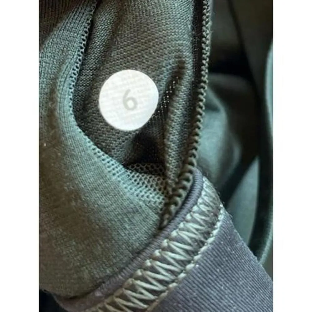 Two lululemon sports bras, size 6, camo tribal print Green - Image 7