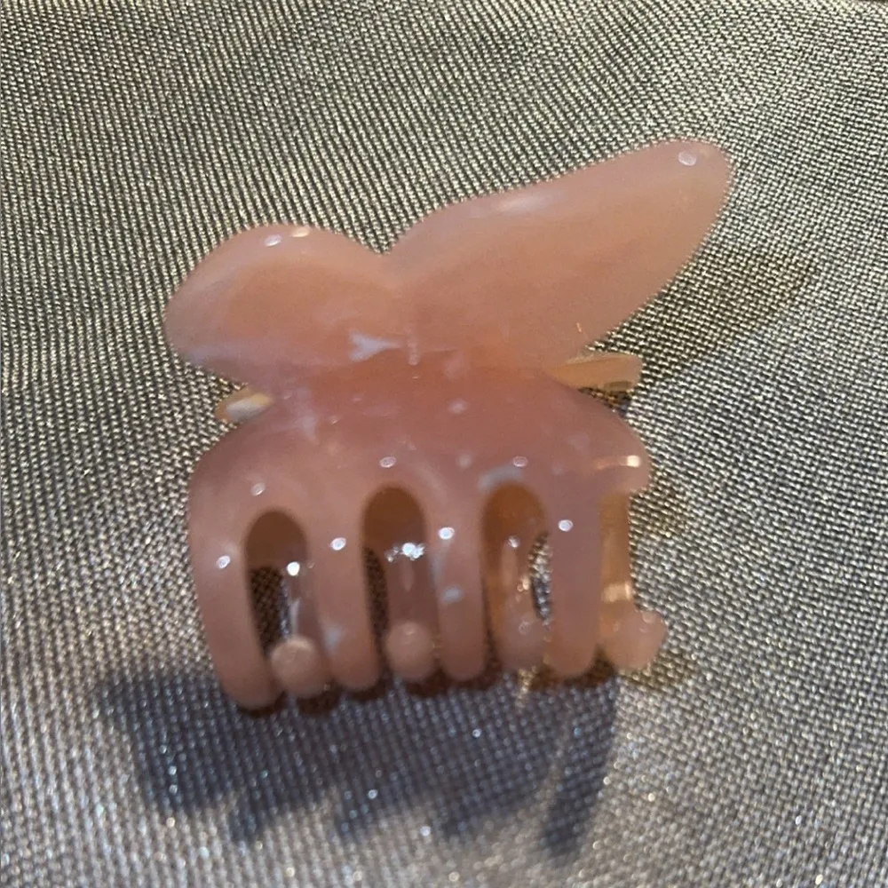 Source Unknown Pink Butterfly Hair Clip - Image 2
