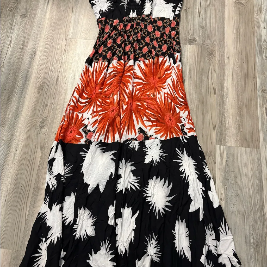 Boho style Floral Maxi Dress with Bold Patterns Red Size M - Image 2