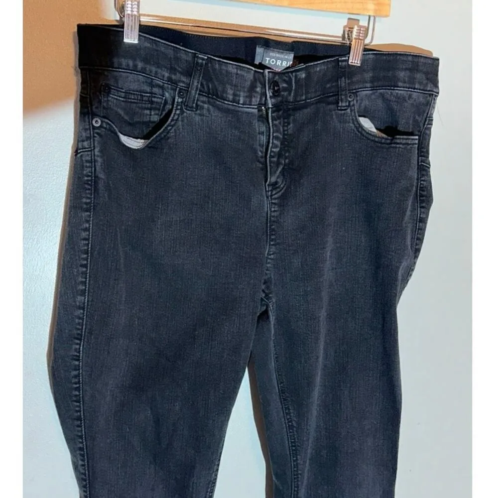 Torrid Black‎ Bombshell Skinny Jeans Size 20R - Image 2