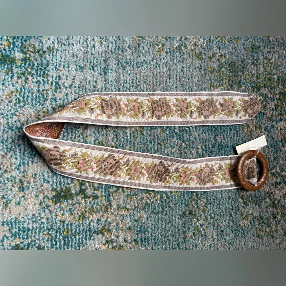 Vintage NOS tapestry loop fabric belt, size medium Tan - Image 4
