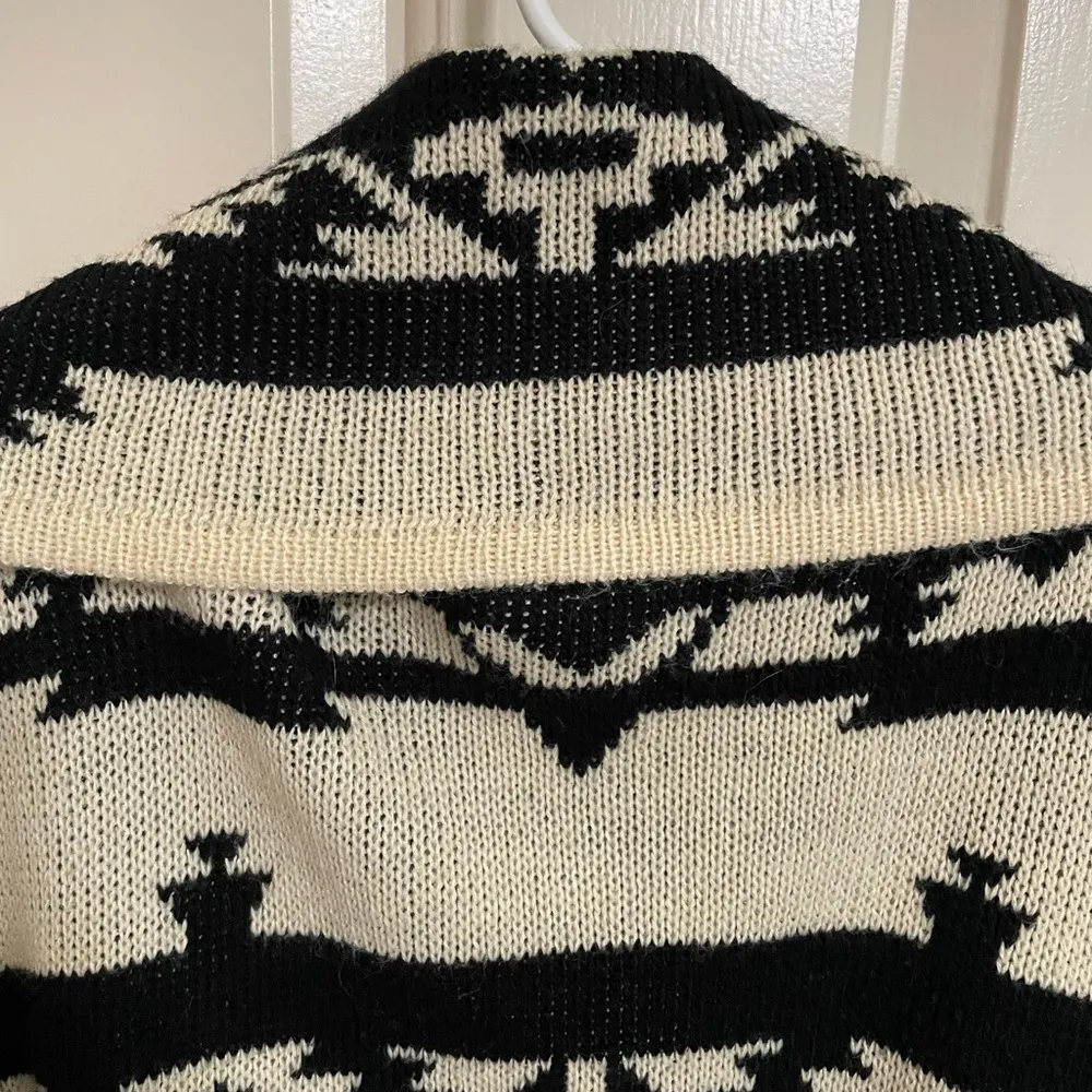 Moon Collection Aztec Print Black & Cream Chunky Knit Cardigan L - Image 4