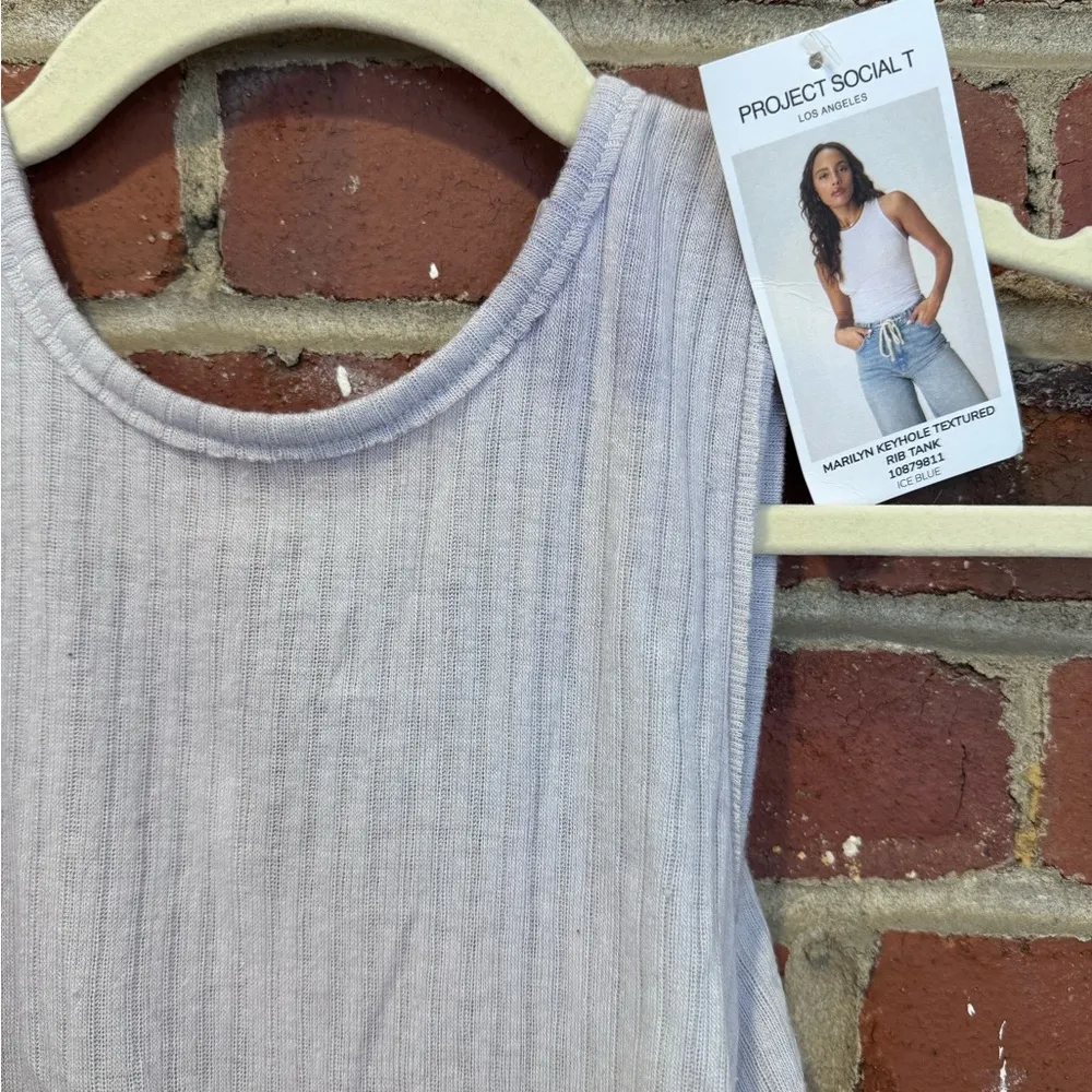 Marilyn Keyhole Textured Rib Tank | Project Social T - Image 5