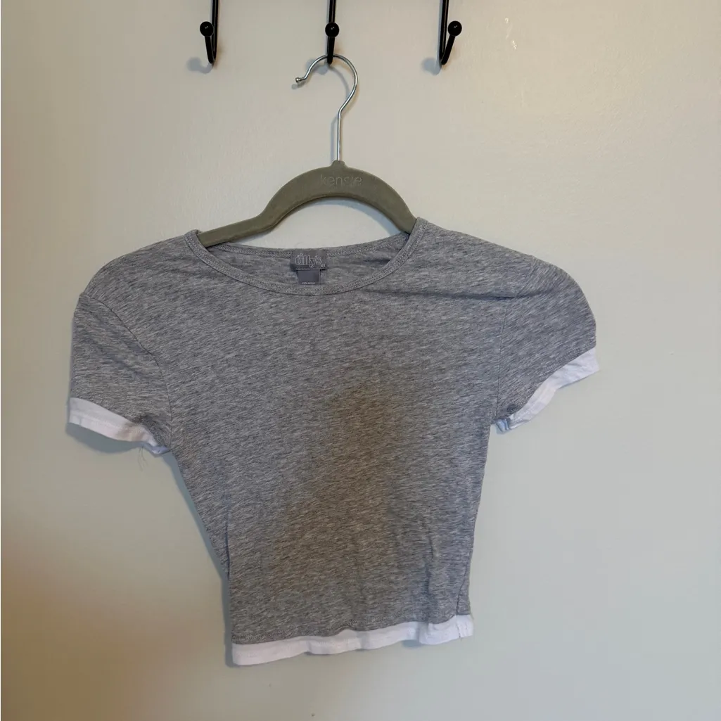 Tilly's Heather Gray Women's Crop Top - Image 2