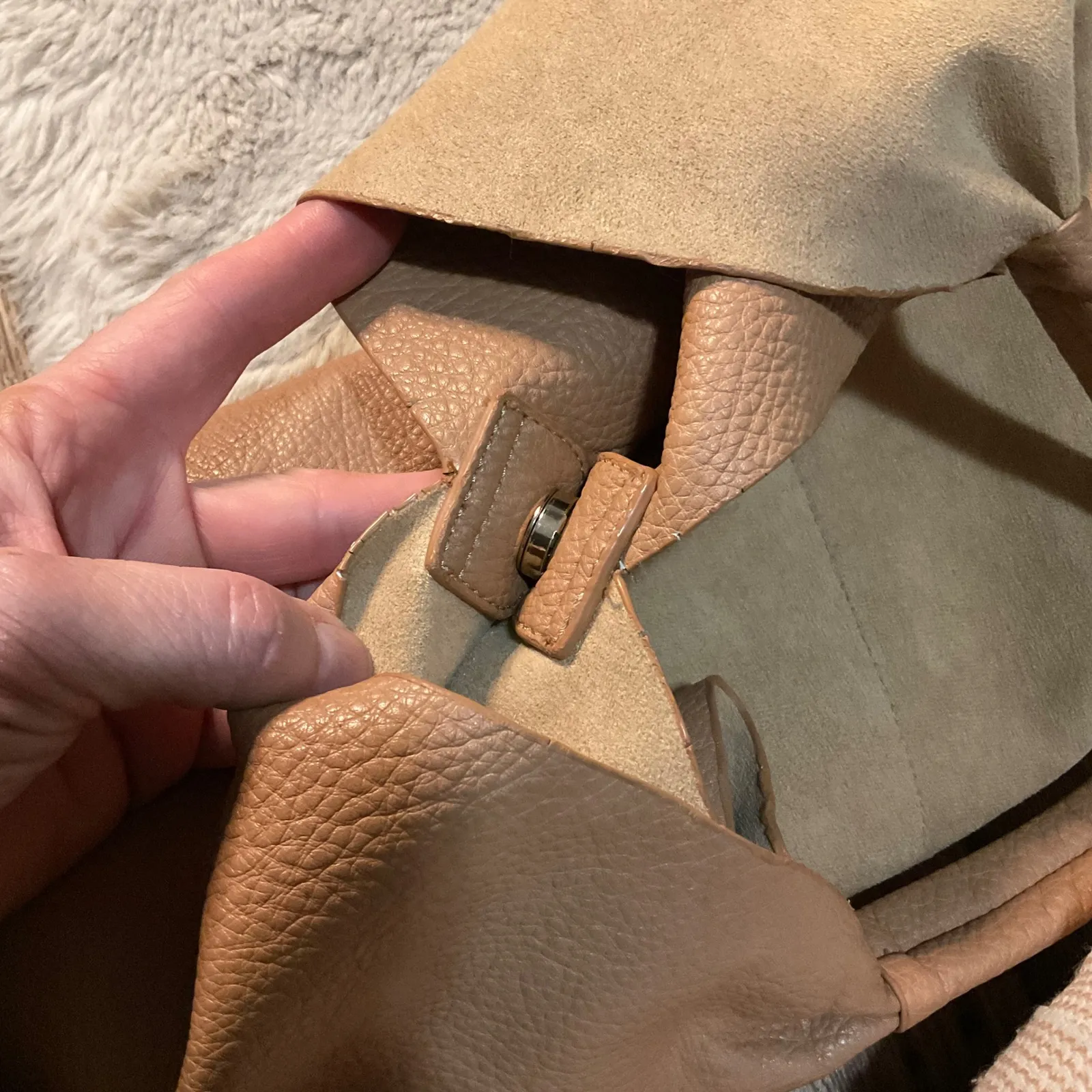 Shiraleah‎ Arden Tote Shoulder Bag Vegan Leather Suede Tan Purse Camel - Image 8