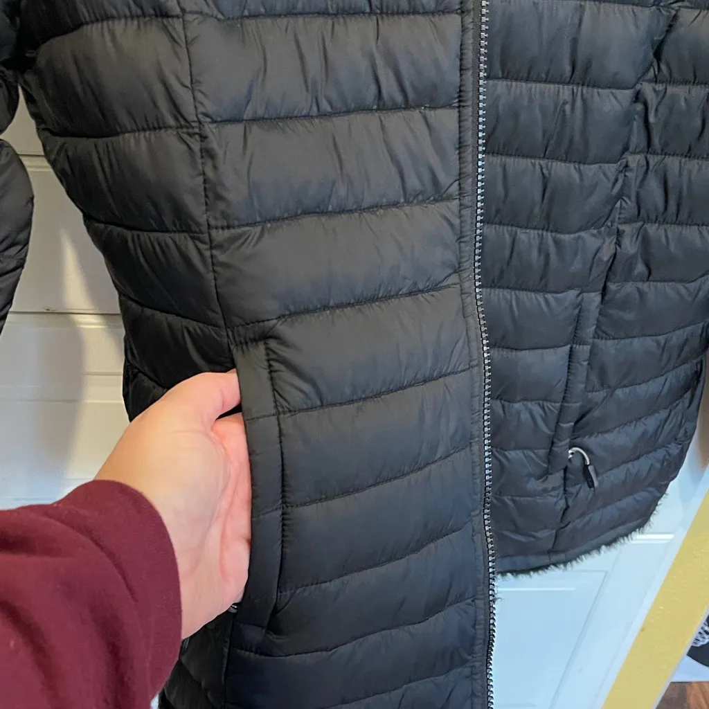 Heatkeep Black Quilted Puffer Jacket Faux Fur Women Size L Size L - Image 6