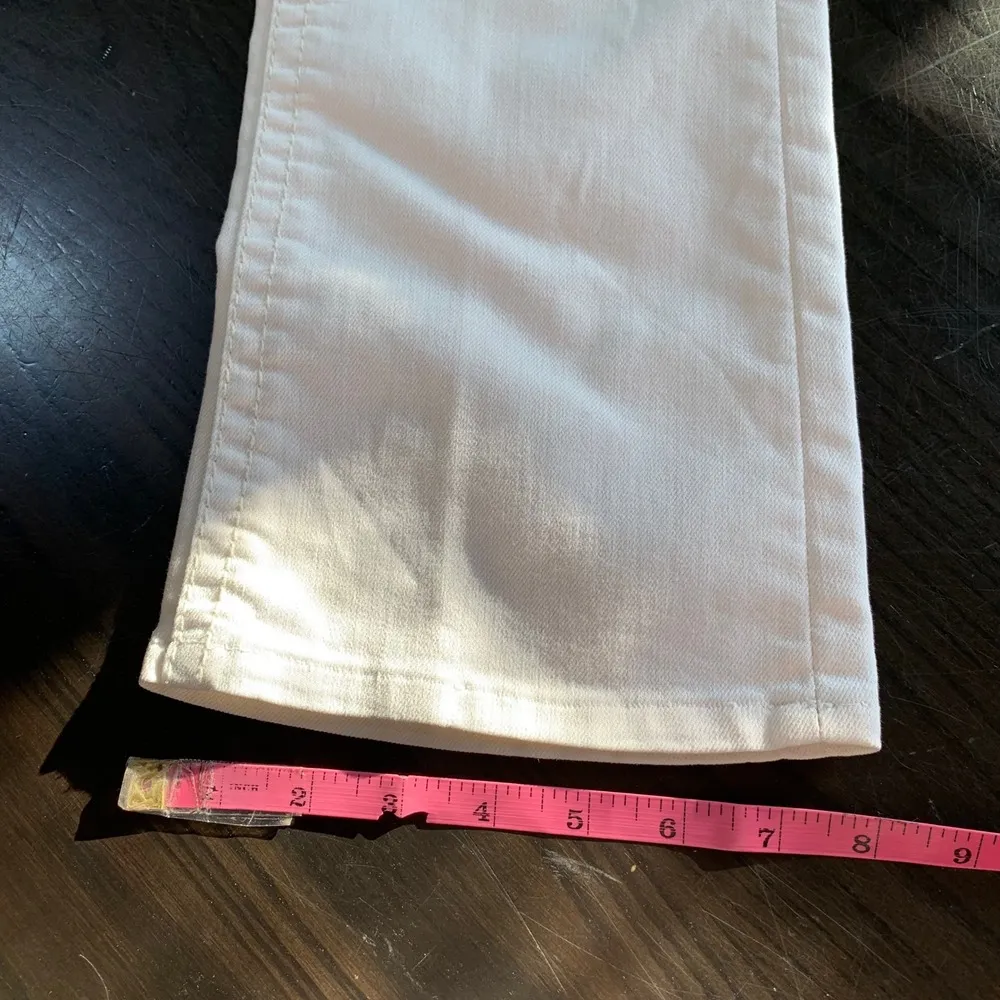 Seven7 Slim Bootcut Jeans Size 2 White Denim Low Rise Designer Jeans Embroidered - Image 14