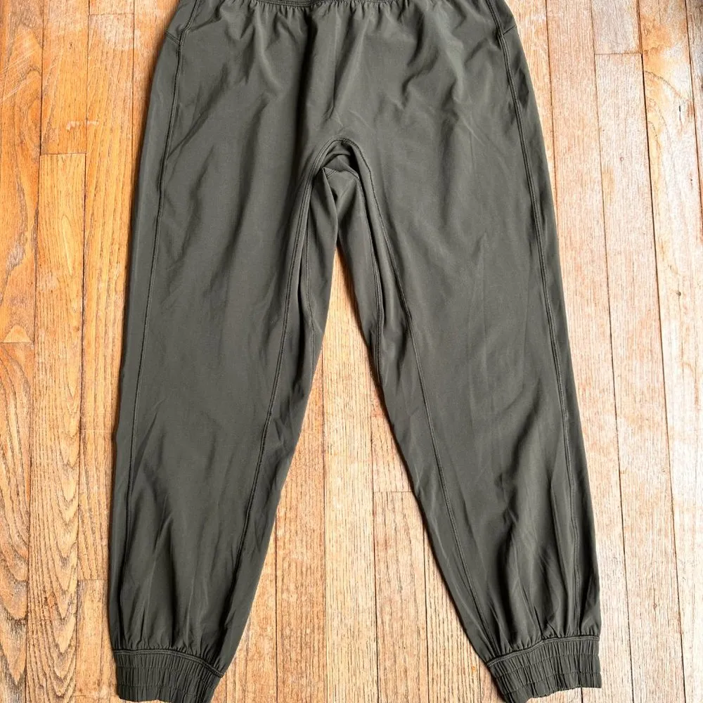 Lululemon Size 8 Sun Setter Jogger 28" Dark Olive - Image 7