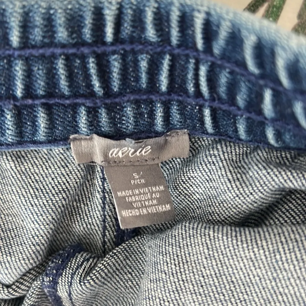 Aerie women’s jean shorts - Image 3