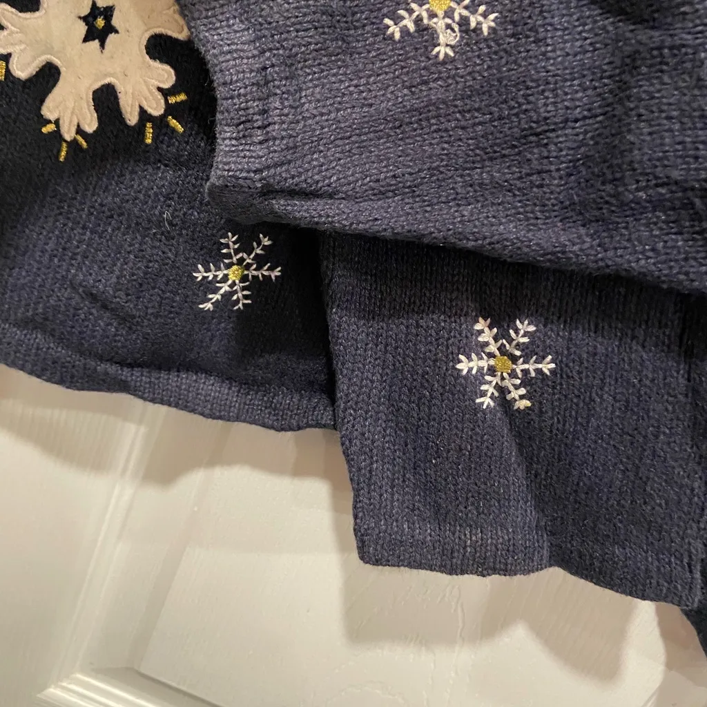 VTG Christopher & Banks Size XL Snowflake Sweater Hand Embroidered Button Front - Image 5