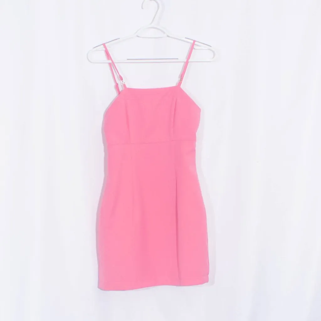 NWT SHOWPO Sharmiel Removable Straps Bodycon Dress Size 4 Pink - Image 3