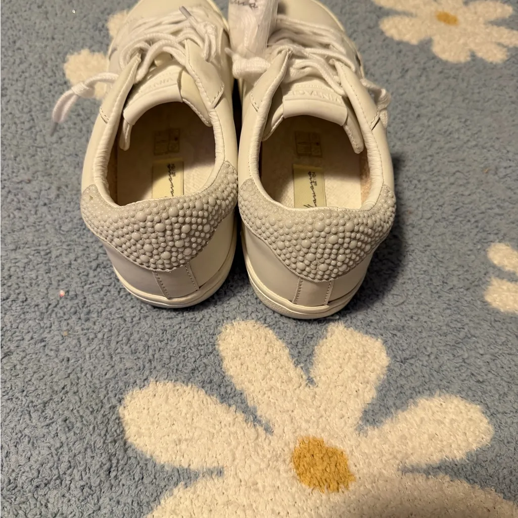 Vintage Havana White Pearl Star Sneakers - Perfect for Brides or Brides to Be - Image 3