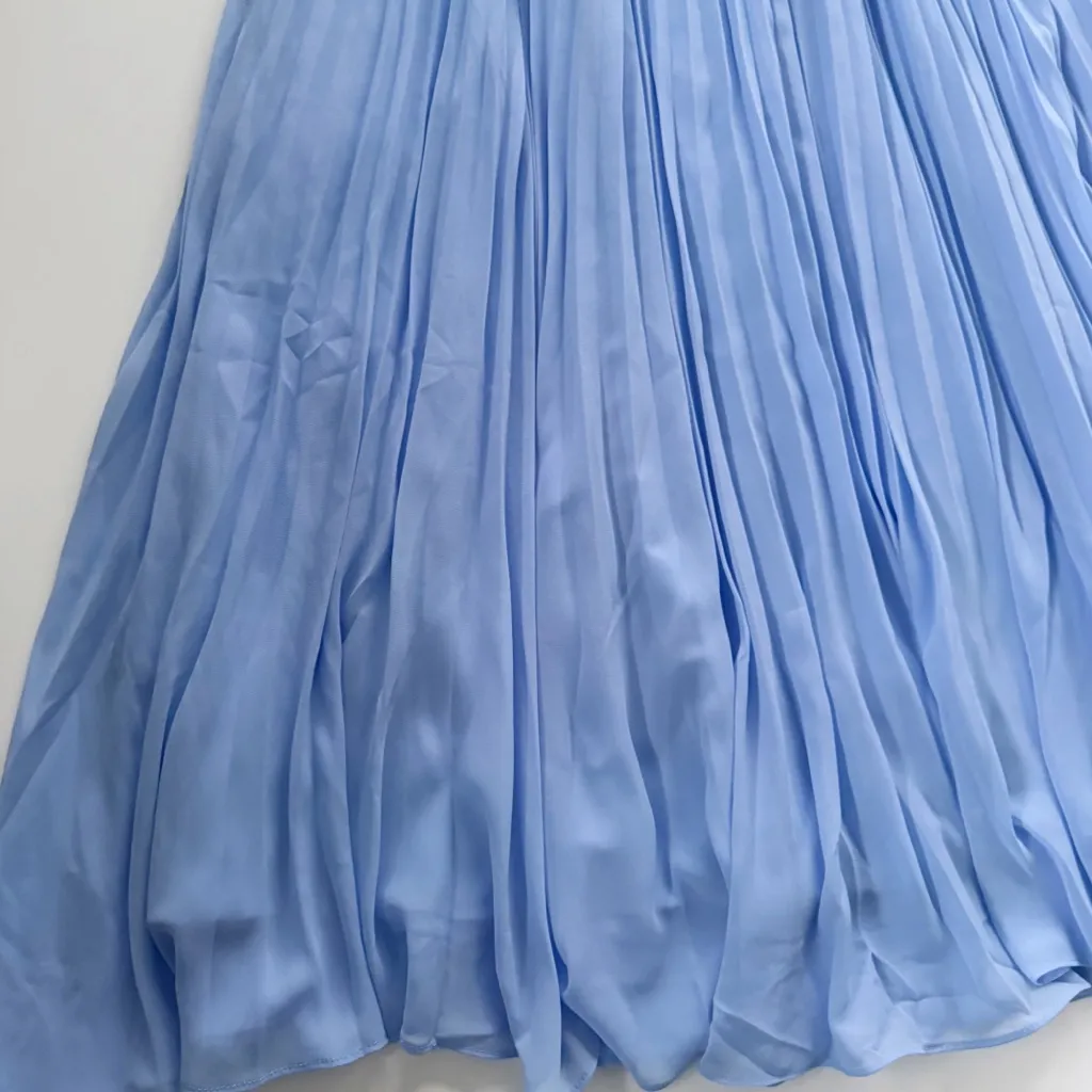 Gentle Fawn for The Jilly Box Pleated Blue Midi Skirt size Medium - Image 4