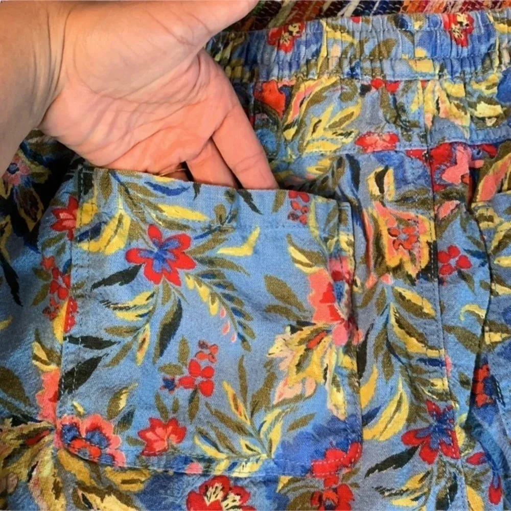 Terra & Sky Sz 14w Blue Floral Shorts Elastic Waist Linen Blend, inseam 5" - Image 7