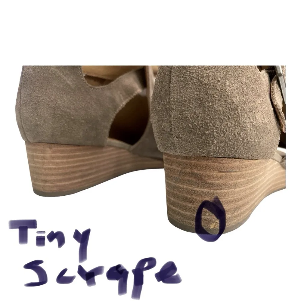 Lucky Brand Radburn Peep Toe Wedge Sandal Size 8.5 Buckles - Image 8