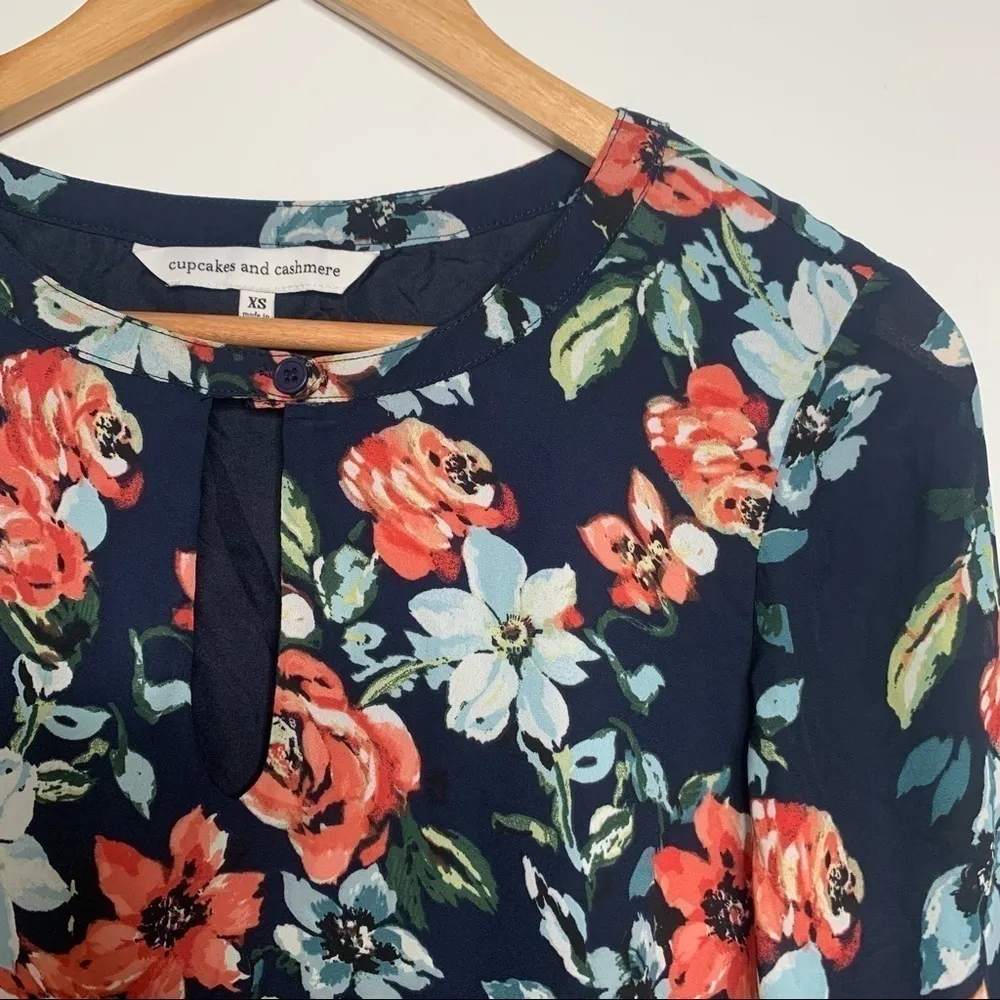 Cupcakes & Cashmere Long Sleeve Floral Boho Keyhole Dress Size XS - Image 7